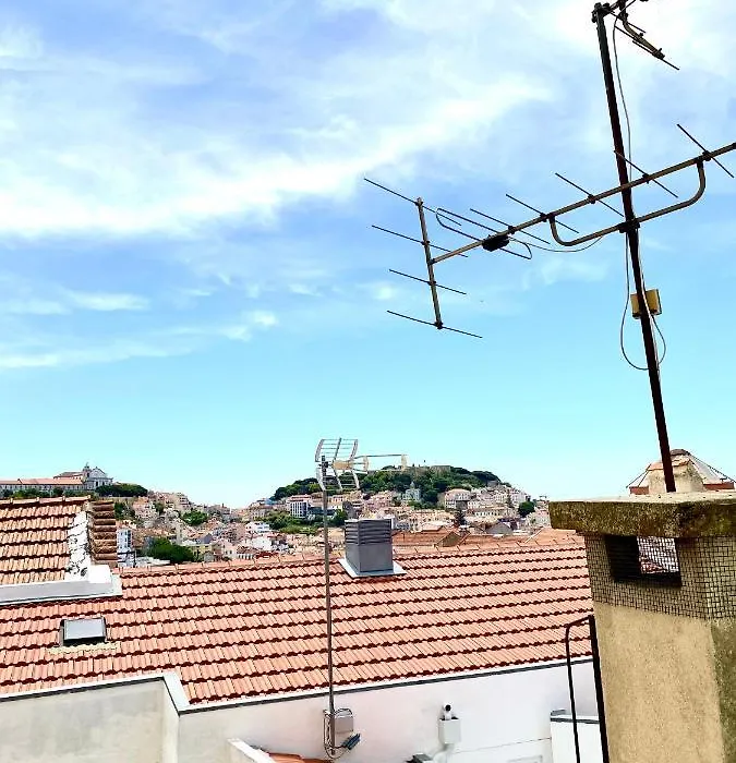 20-2 Lisbon Castle View Apartment With French Terrace-1